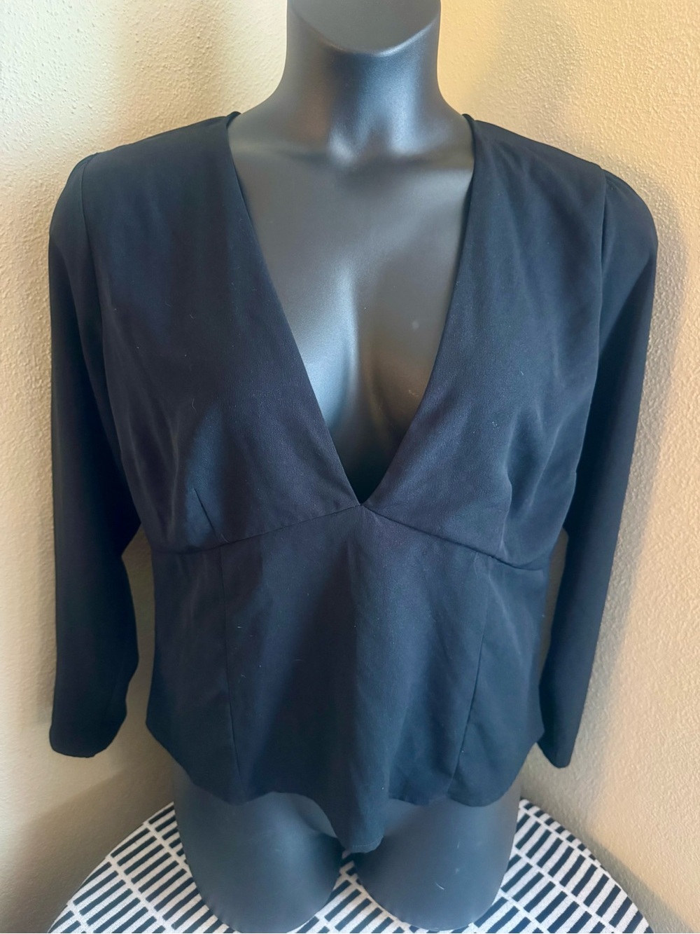 Abercrombie & Fitch Black Deep V-Neck Long Sleeve Blouse with stretch.